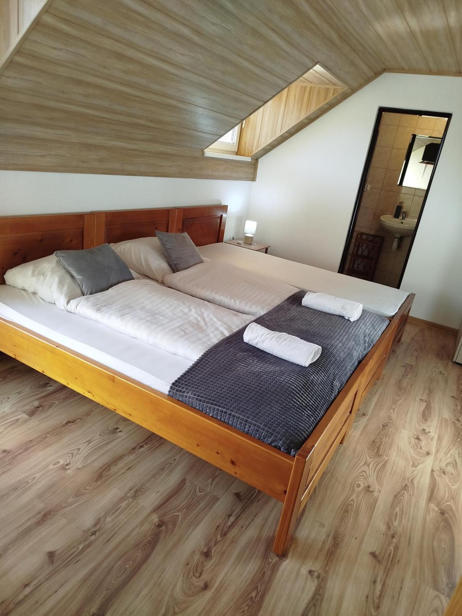 Guest House Kovalik Sucha Hora Exterior photo
